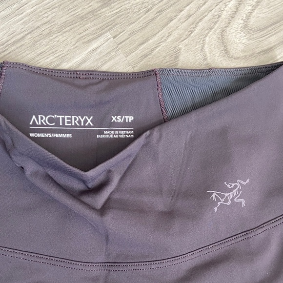 Arc'teryx Purple Oriel Leggings - Picture 2 of 6